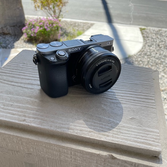 Sony Alpha 6000 Digital Camera - Picture 1 of 9